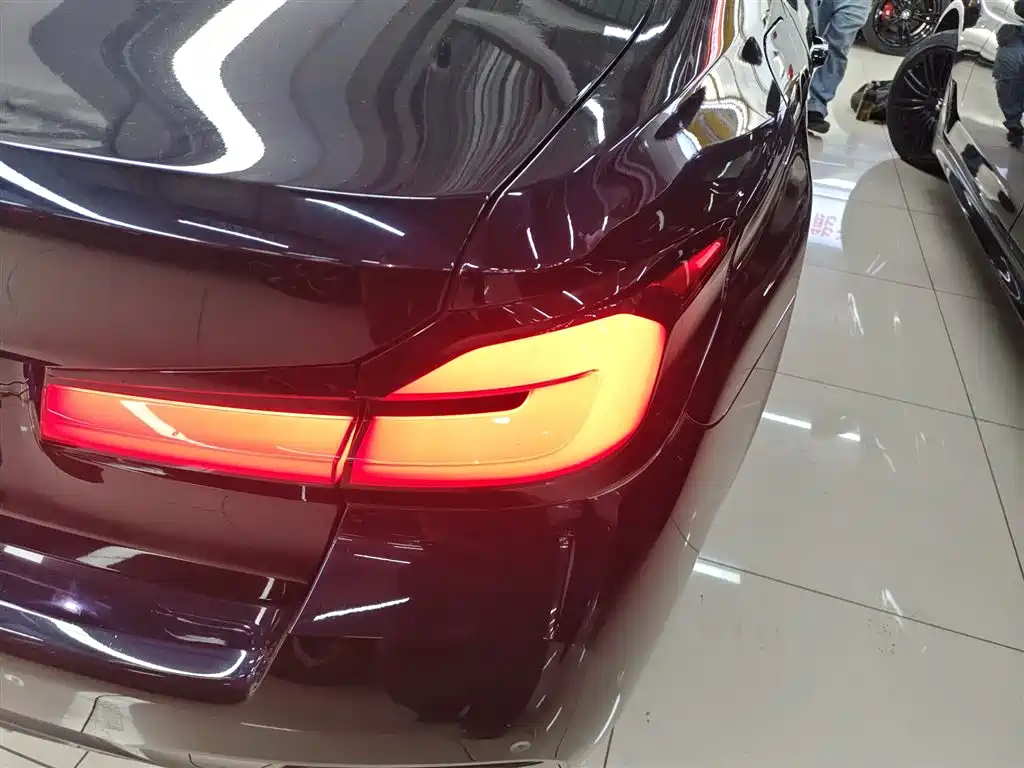 BMW 5 Series 2022 facelift 530Li leading M sports package купить на сайте DeffCars