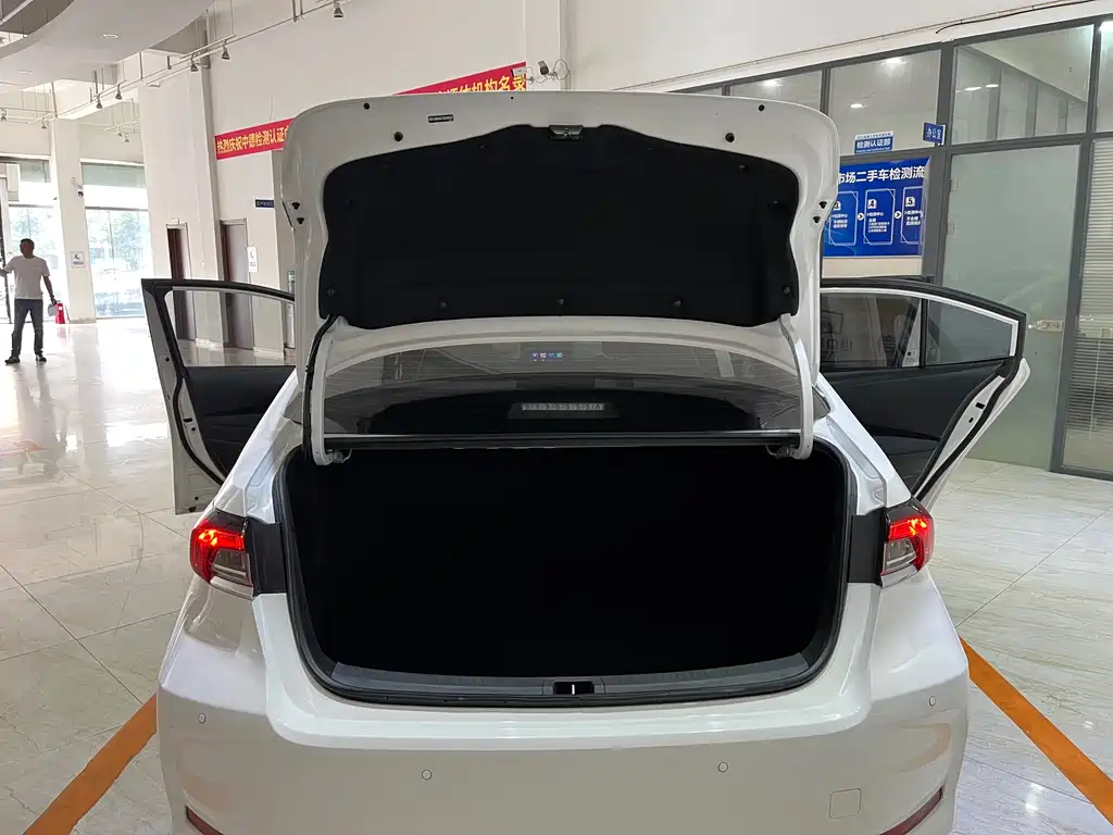 Corolla 2022 1.2T S-CVT Pioneer PLUS Edition купить на сайте DeffCars