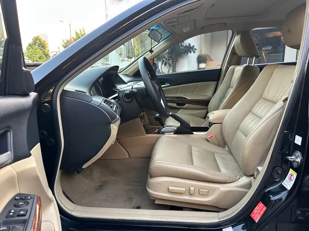 Accord 2011 2.0L EX купить на сайте DeffCars