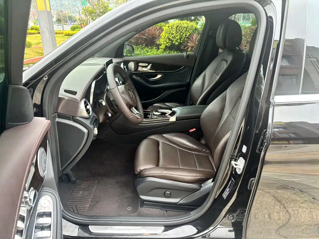 Mercedes-Benz GLC 2016 GLC 260 4MATIC luxury model купить на сайте DeffCars