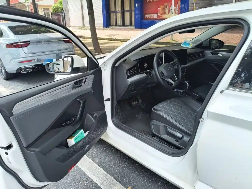 Sagitar 2023 280TSI DSG surpasses Lite version купить на сайте DeffCars