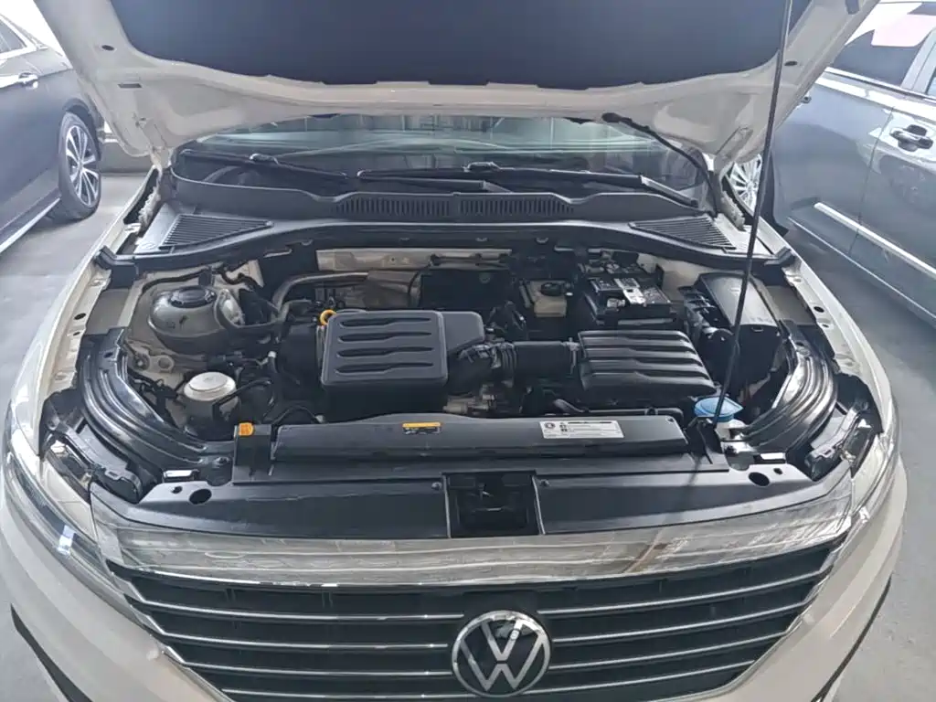 Lavida 2022 1.5L automatic comfort version купить на сайте DeffCars