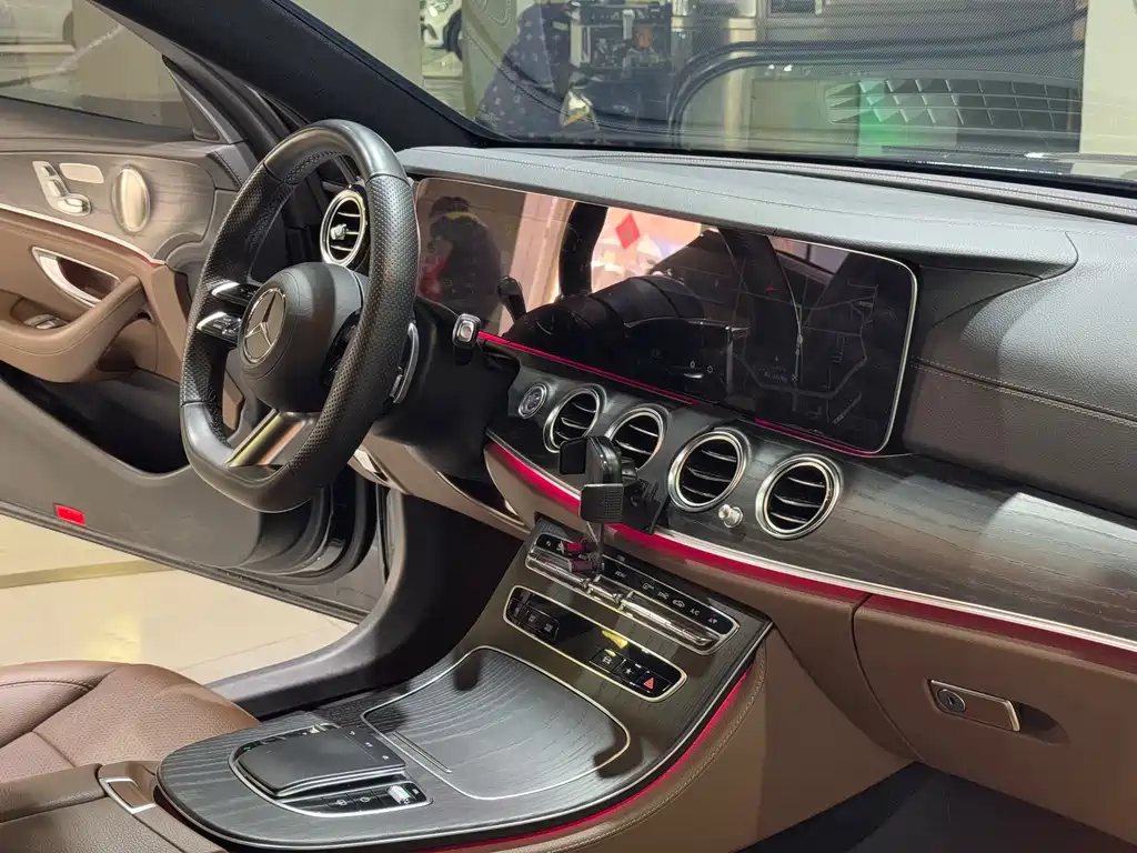 Mercedes-Benz E-Class 2023 E 300 L Sports Luxury купить на сайте DeffCars