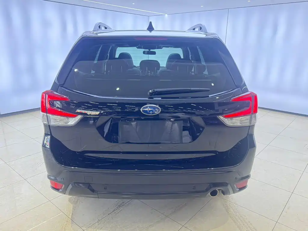 Forester 2022 2.0i AWD Deluxe Edition EyeSight купить на сайте DeffCars