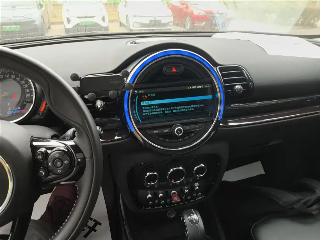 MINI CLUBMAN 2018 2.0T COOPER S Artist купить на сайте DeffCars