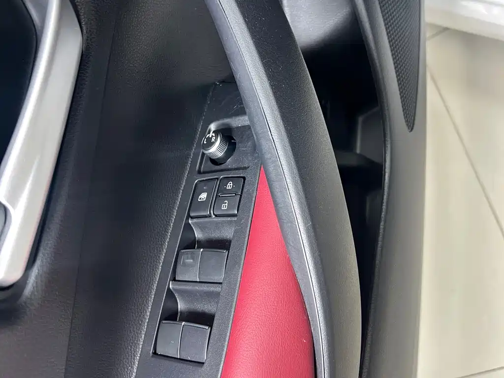Corolla 2021 TNGA 1.5L CVT GR SPORT sports version купить на сайте DeffCars