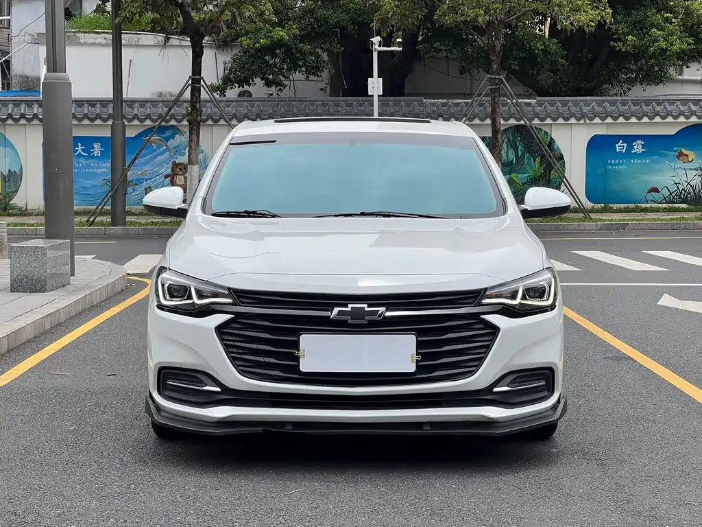 Cruze 2022 320 Automatic Sunroof Edition купить на сайте DeffCars