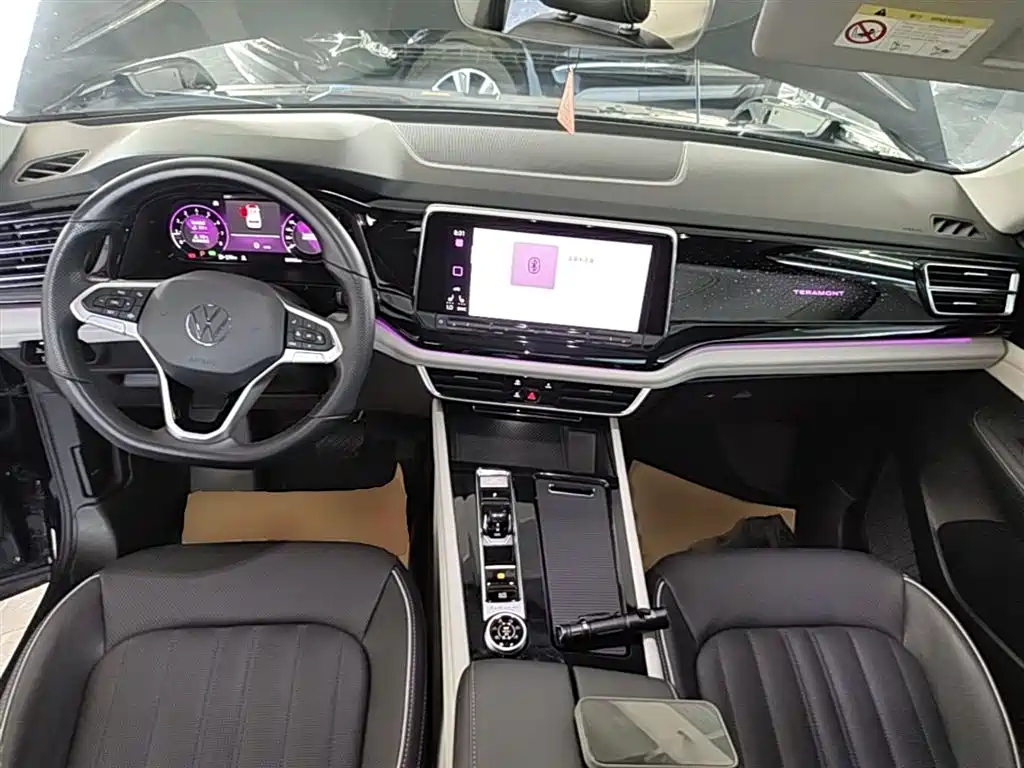 Touron 2021 380TSI four-wheel drive luxury version купить на сайте DeffCars
