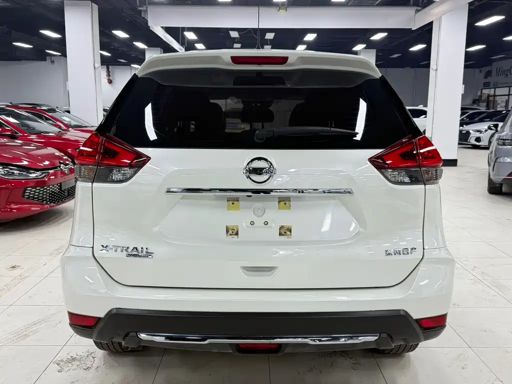 X-Trail 2022 2.0L 2WD Intelligent Link Premium Edition купить на сайте DeffCars