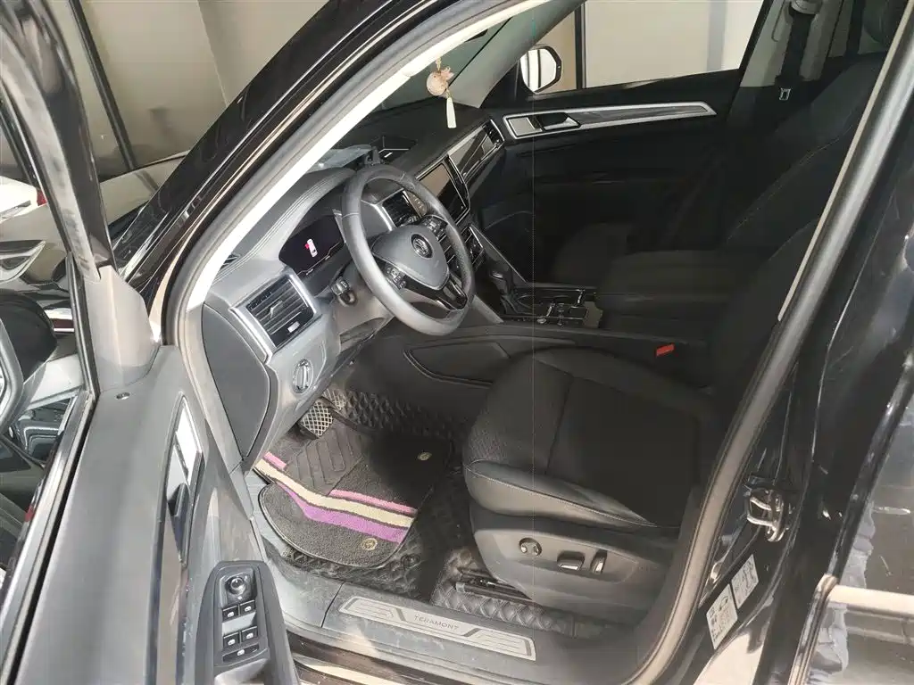 Touron 2020 380TSI four-wheel drive comfort version National VI купить на сайте DeffCars