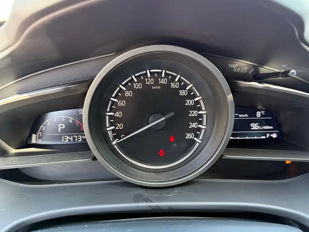 Mazda CX-4 2021 2.0L automatic two-wheel drive Blue Sky Vitality Edition купить на сайте DeffCars