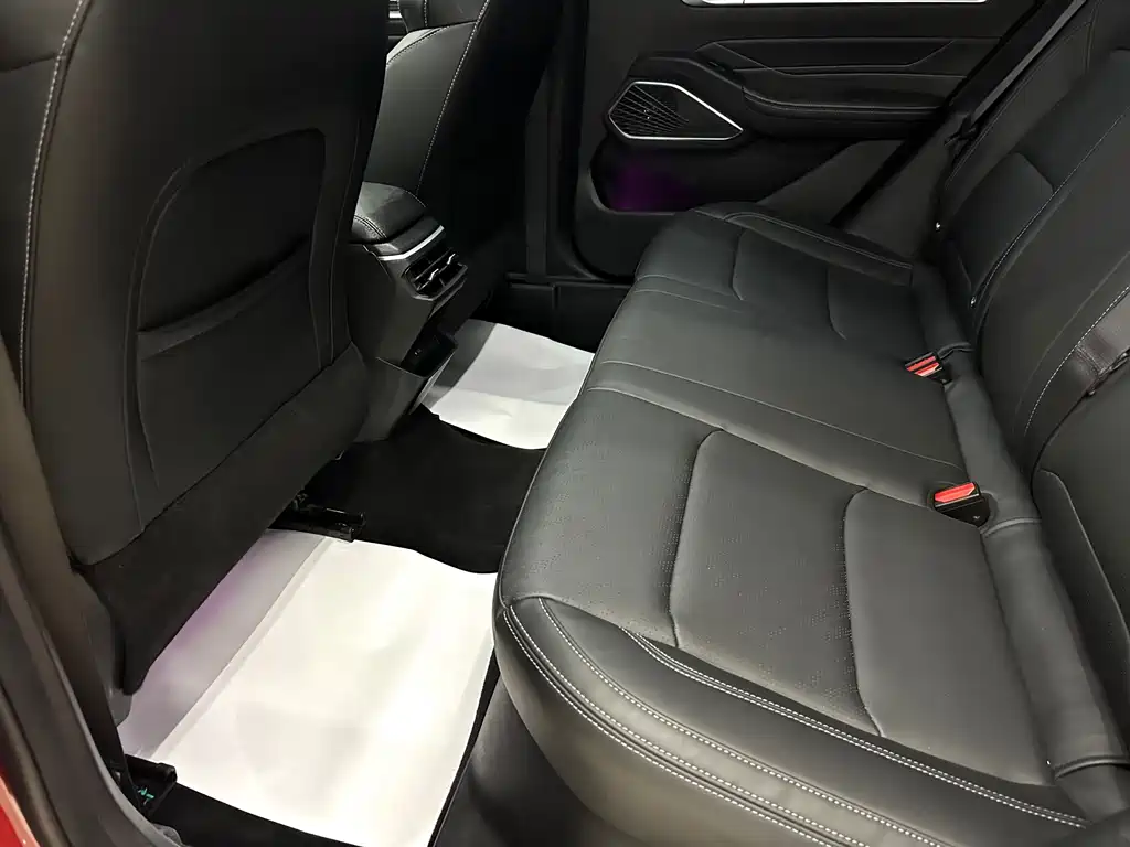Emgrand 2022 4th generation 1.5L CVT premium model купить на сайте DeffCars