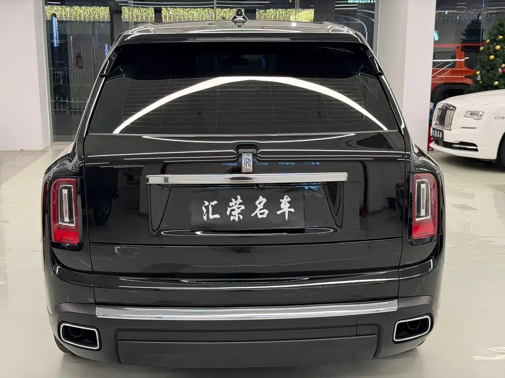 Cullinan 2018 five-seater version купить на сайте DeffCars