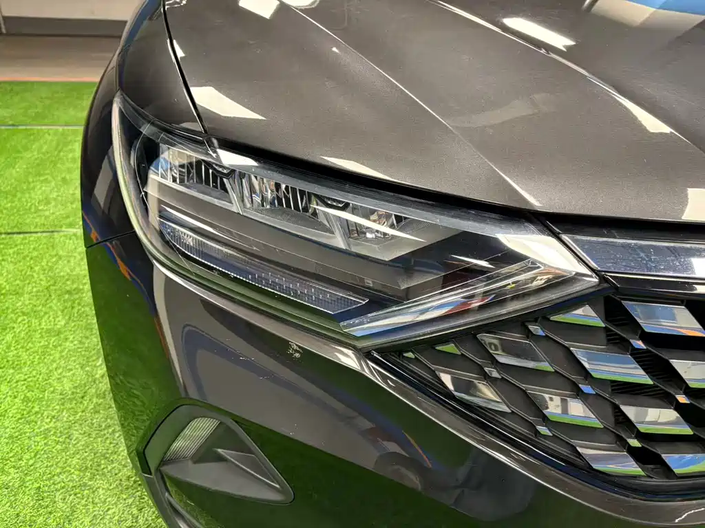 Jetta VS5 2021 280TSI automatic aggressive model купить на сайте DeffCars