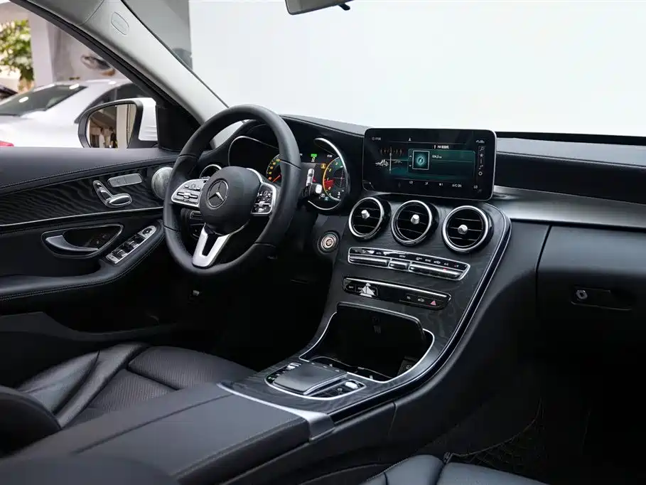 Mercedes-Benz C-Class 2019 facelift C 260 L sports version купить на сайте DeffCars