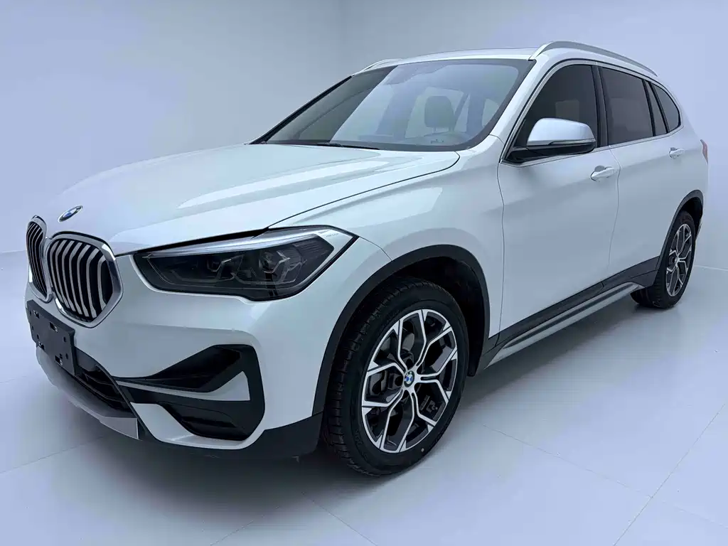 BMW X1 2022款 sDrive20Li 时尚型 купить на сайте DeffCars