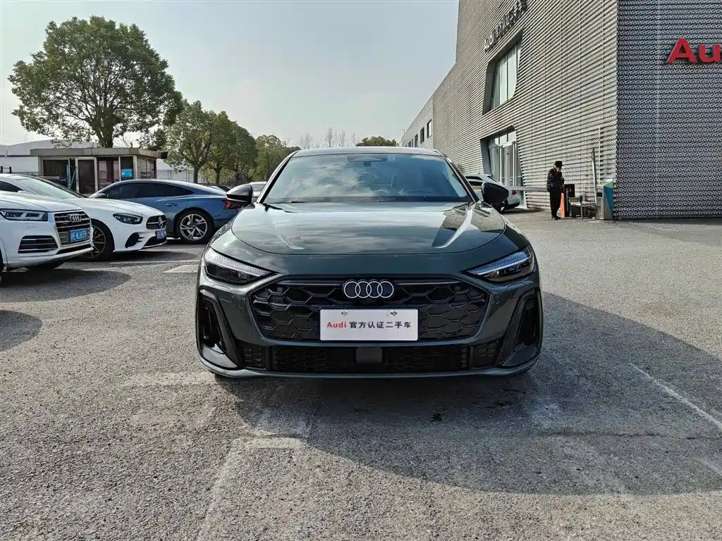 Audi A5L 2026 2.0T Sports Edition купить на сайте DeffCars