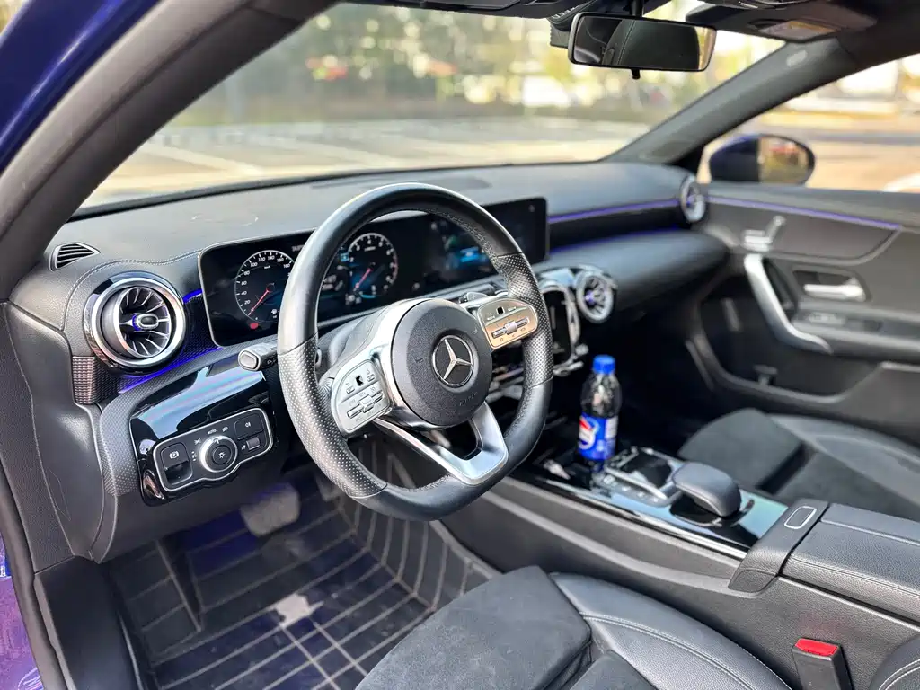 Mercedes-Benz A-Class 2020 Facelift A 200 L Sports Sedan Fashionable купить на сайте DeffCars