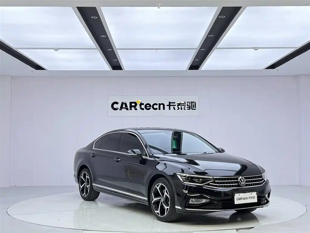 Magotan 2023 2 million commemorative edition 330TSI DSG leading model купить на сайте DeffCars