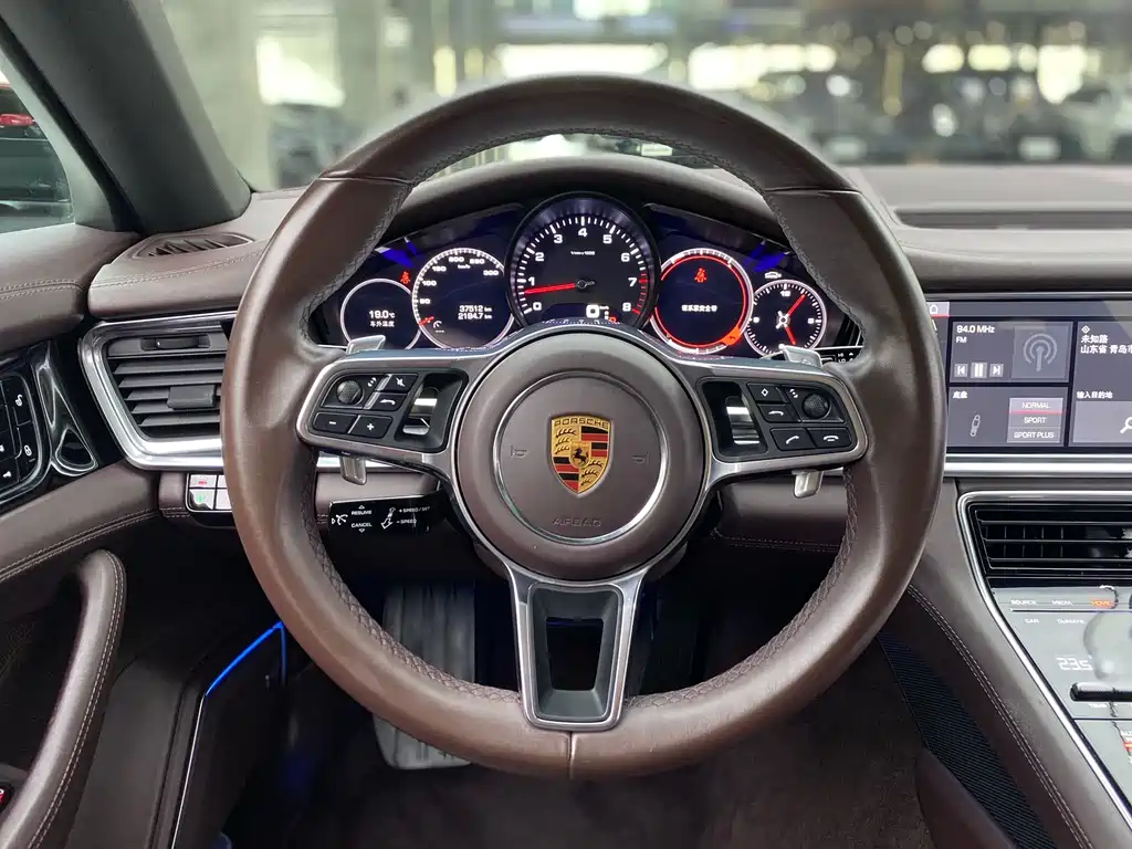 Panamera 2017 Panamera 4 Executive Extended Edition 3.0T купить на сайте DeffCars