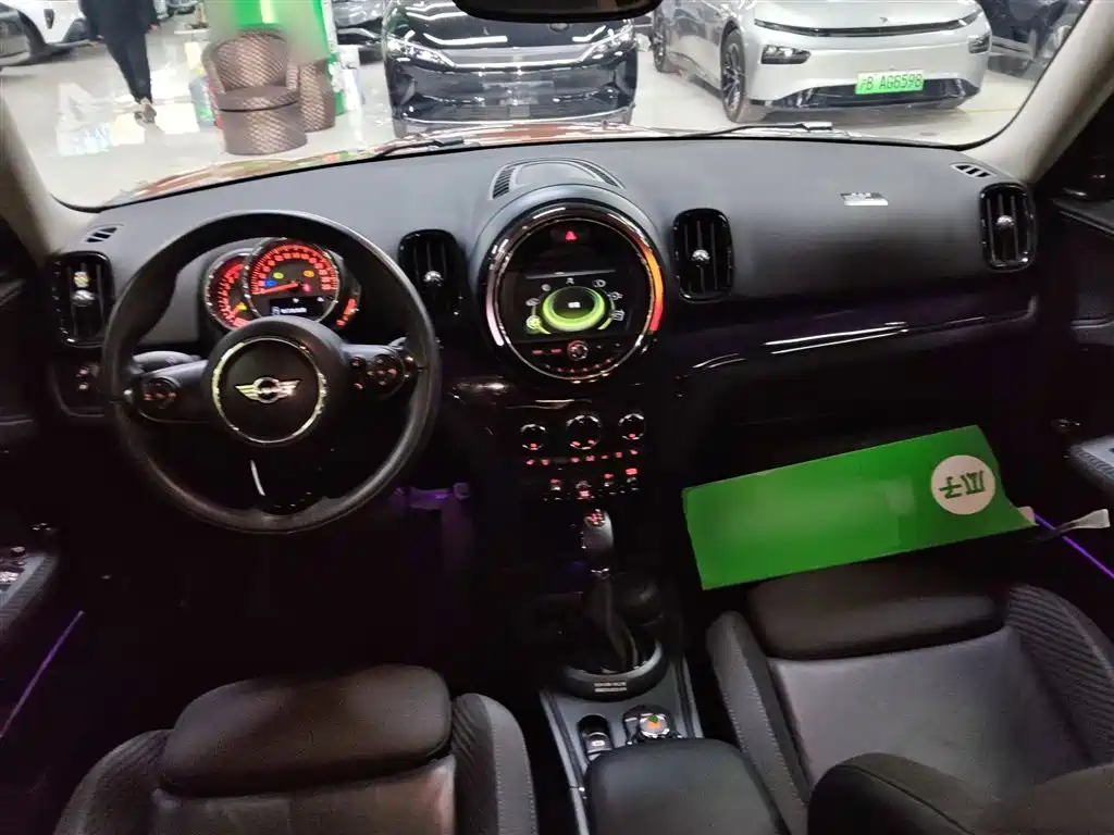 MINI COUNTRYMAN 2017 1.5T COOPER ALL4 Traveler купить на сайте DeffCars