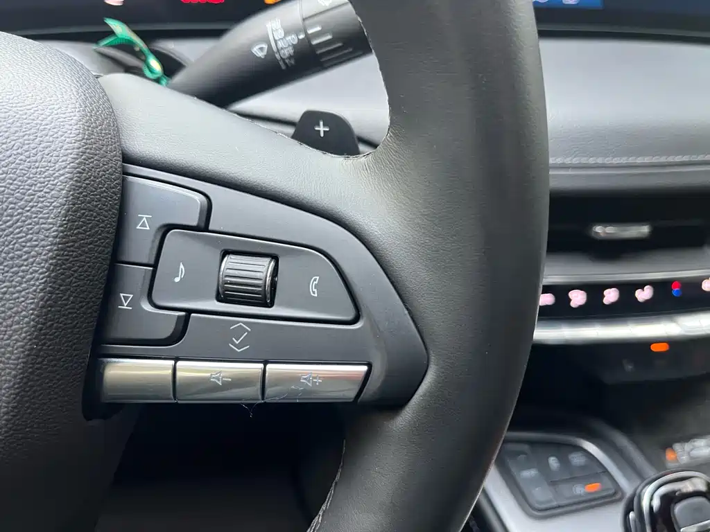 Cadillac CT5 2024 28T Luxury Pro купить на сайте DeffCars