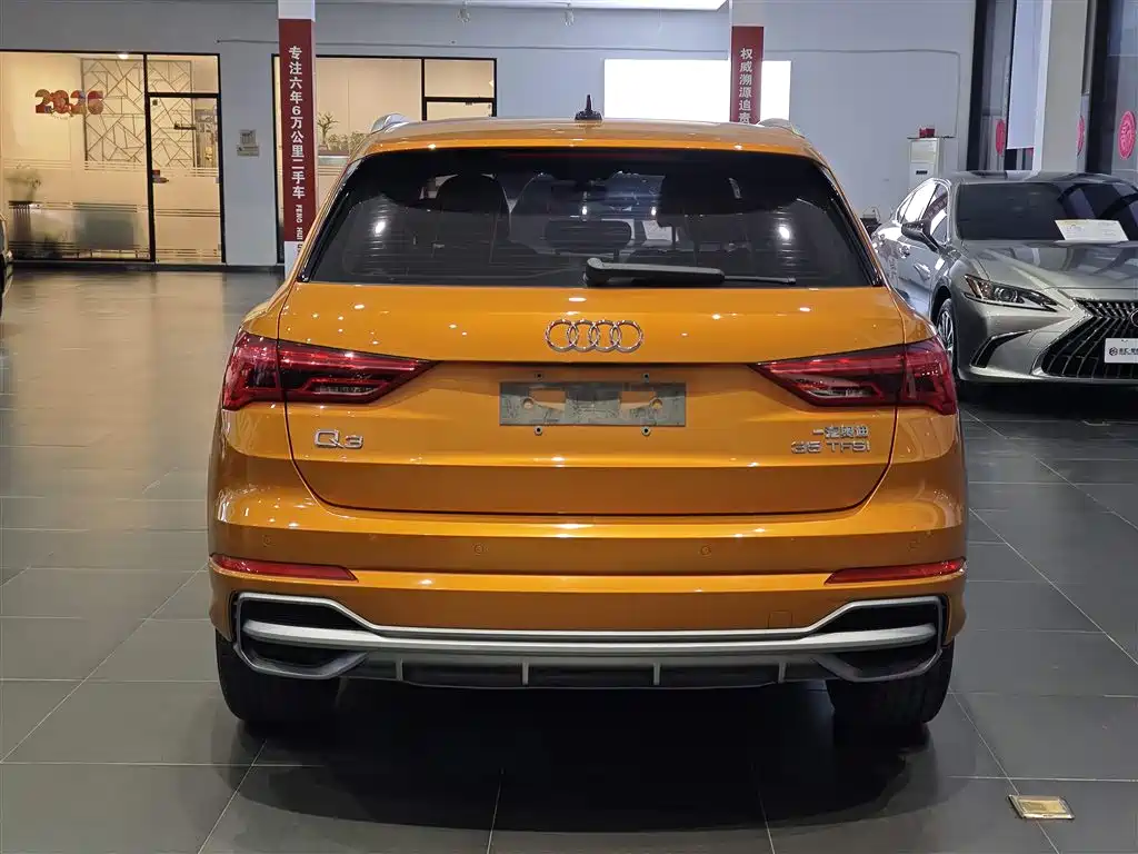 Audi Q3 2019 35 TFSI aggressive and dynamic купить на сайте DeffCars