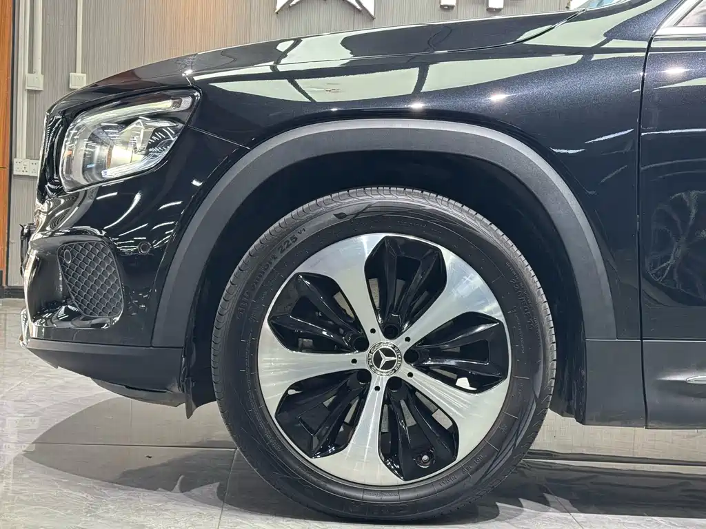 Mercedes-Benz GLB 2023 GLB 220 Fashion Model купить на сайте DeffCars