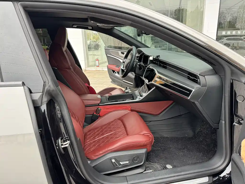 Audi A7L 2024 45 TFSI quattro S-line Black Warrior Edition купить на сайте DeffCars