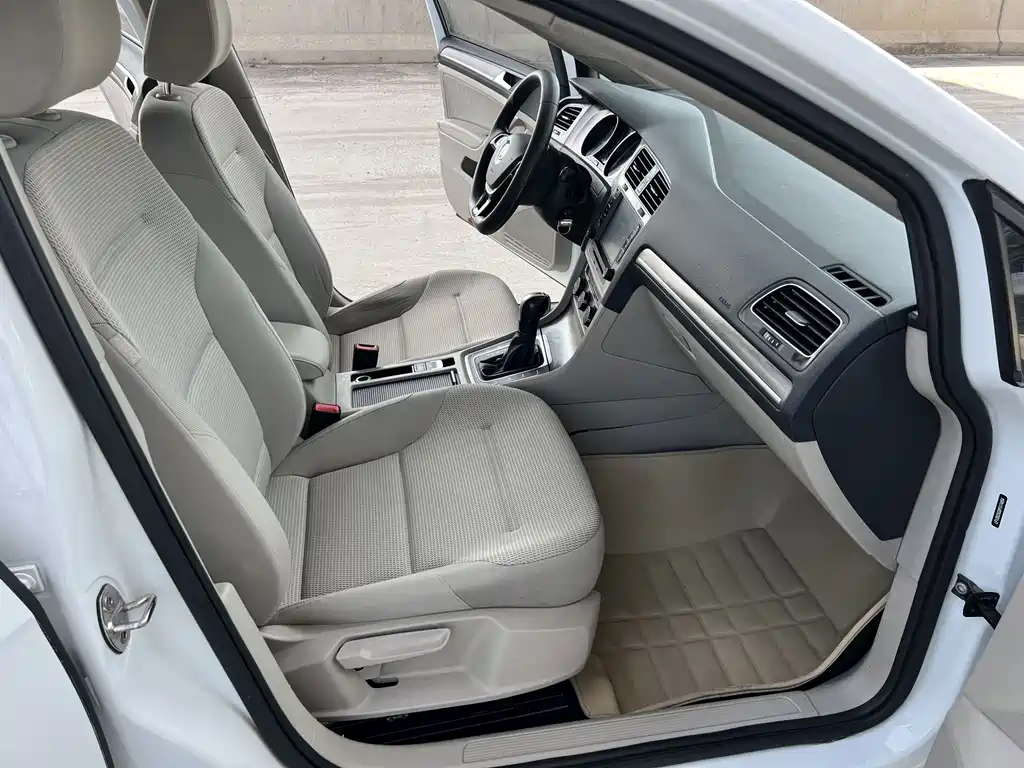 Golf 2016 230TSI automatic comfort type купить на сайте DeffCars