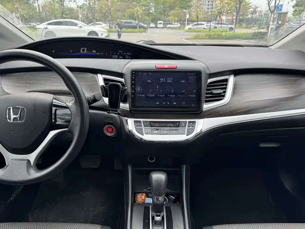 Jade 2017 1.8L automatic comfort version 5 seats купить на сайте DeffCars