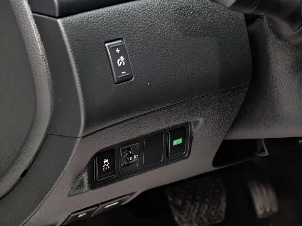Tiida 2020 1.6L CVT Smart Travel Edition купить на сайте DeffCars