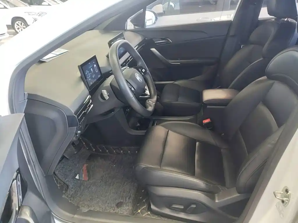 MG4 2023 425km executive version купить на сайте DeffCars