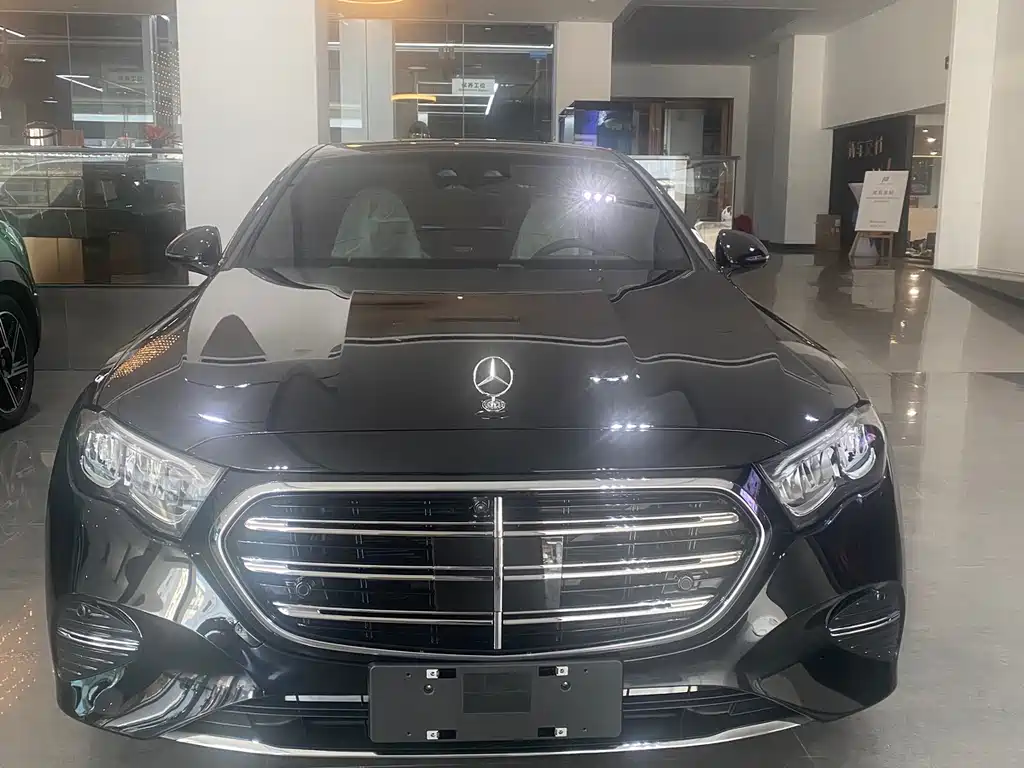 Mercedes-Benz E-Class 2026 E 300 L Luxury Model купить на сайте DeffCars
