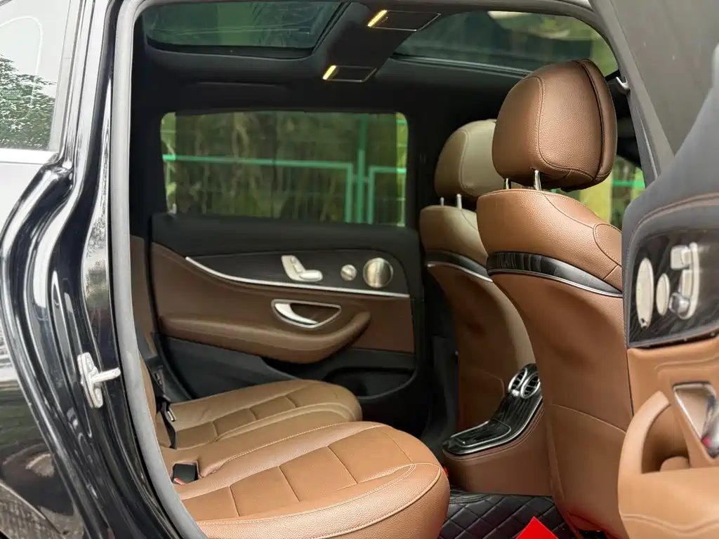 Mercedes-Benz E-Class 2022 E 300 L Luxury Model купить на сайте DeffCars