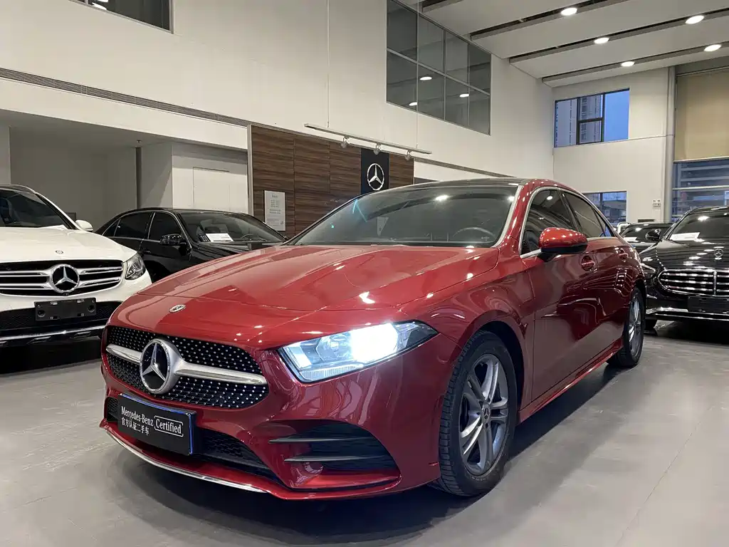 Mercedes-Benz A-Class 2022 A 180 L купить на сайте DeffCars