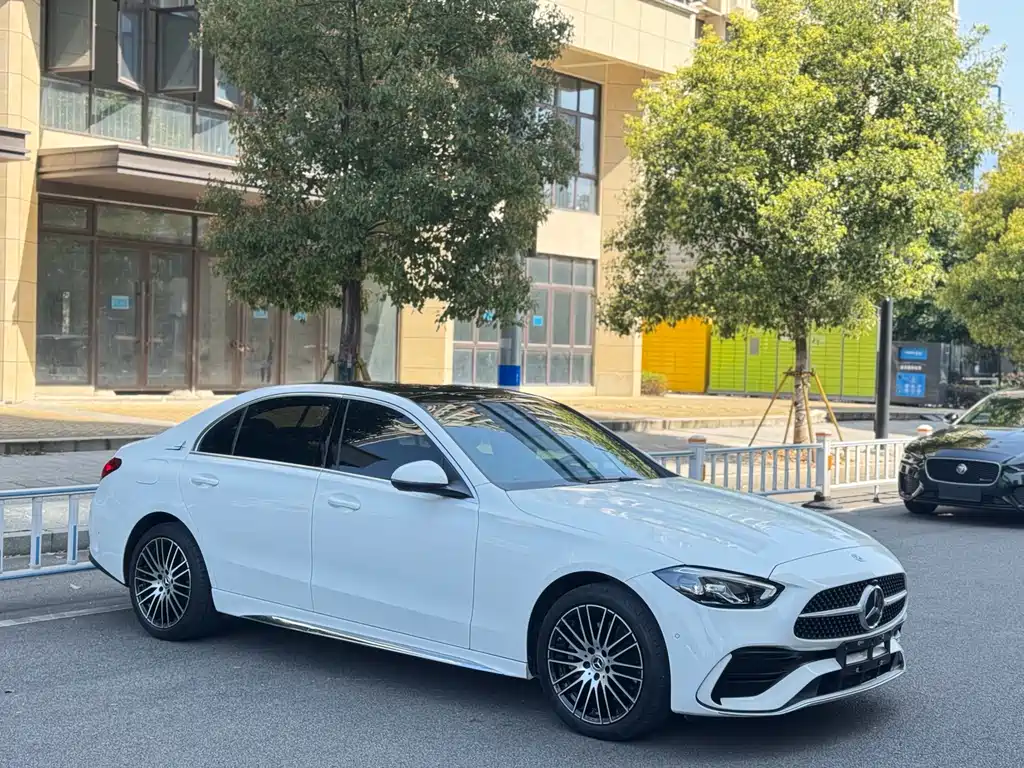 Mercedes-Benz C-Class 2024 facelift C 260 L sports version купить на сайте DeffCars