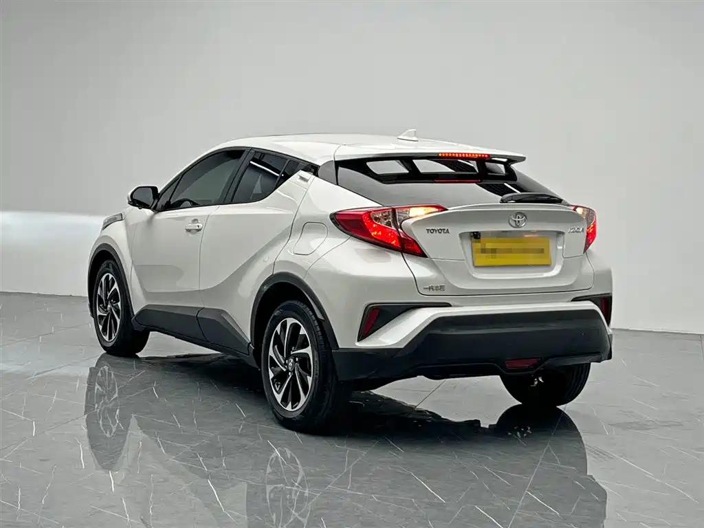 Yize IZOA 2020 2.0L Yixiang Edition купить на сайте DeffCars