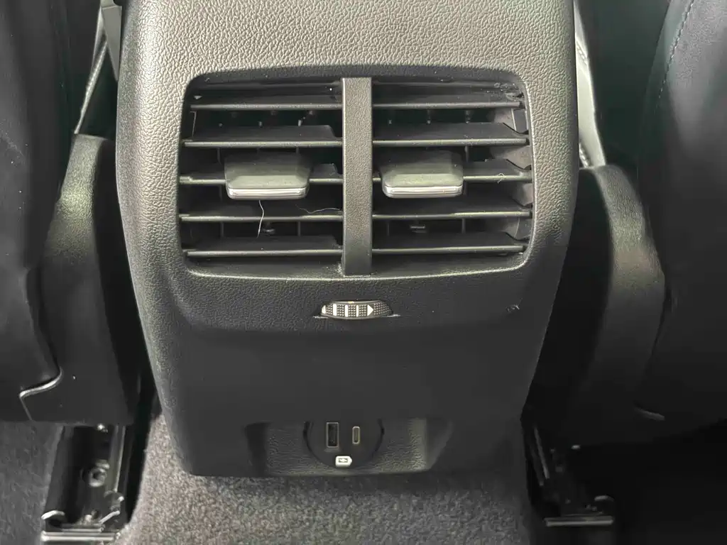 Focus 2021 Sedan EcoBoost 180 Automatic NeochaEDGE купить на сайте DeffCars