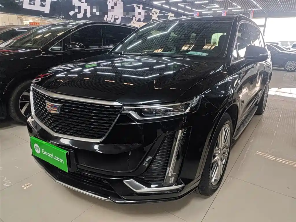 Cadillac XT6 2022 2.0T seven-seat two-wheel drive luxury model купить на сайте DeffCars