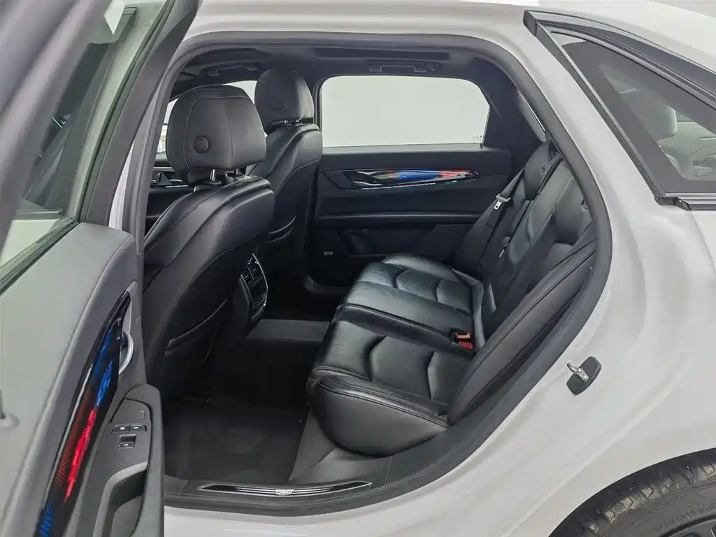 Cadillac CT6 2017 40T luxury model купить на сайте DeffCars