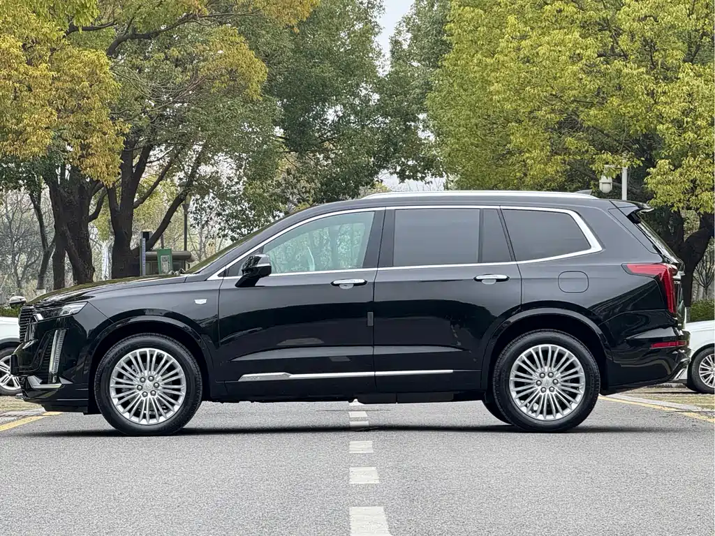 Cadillac XT6 2025 2.0T six-seat four-wheel drive luxury executive classic version купить на сайте DeffCars