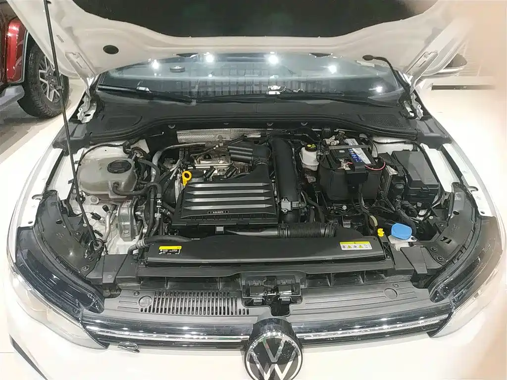 Golf 2021 280TSI DSG R-Line купить на сайте DeffCars