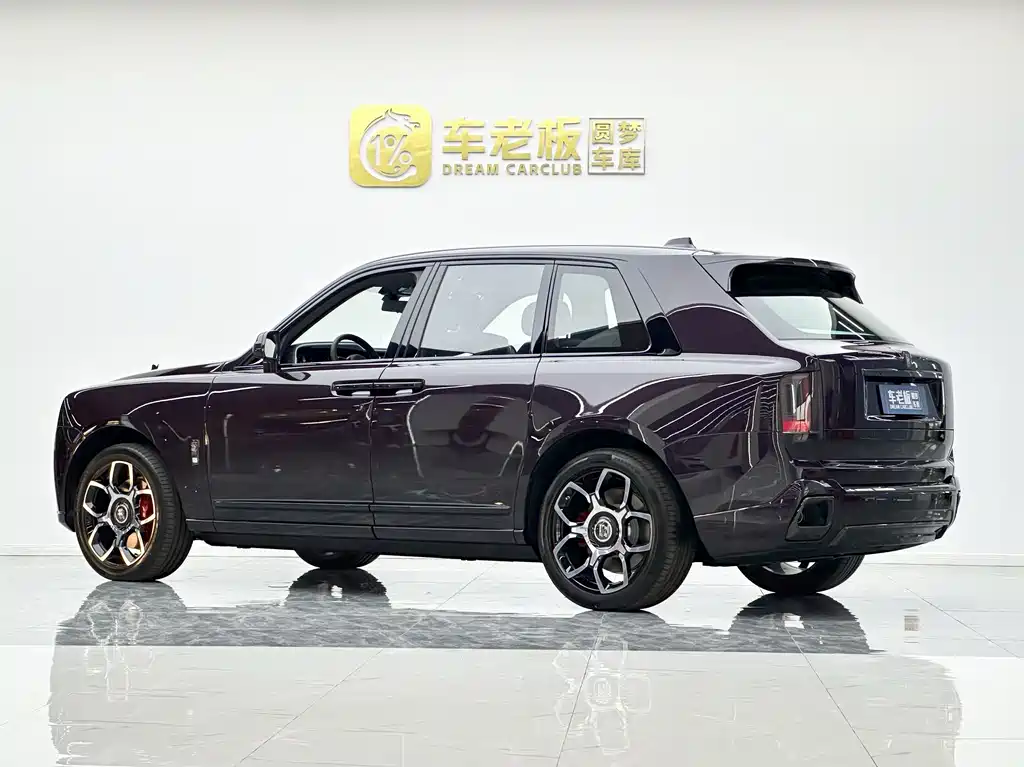 Cullinan 2024 Black Badge купить на сайте DeffCars