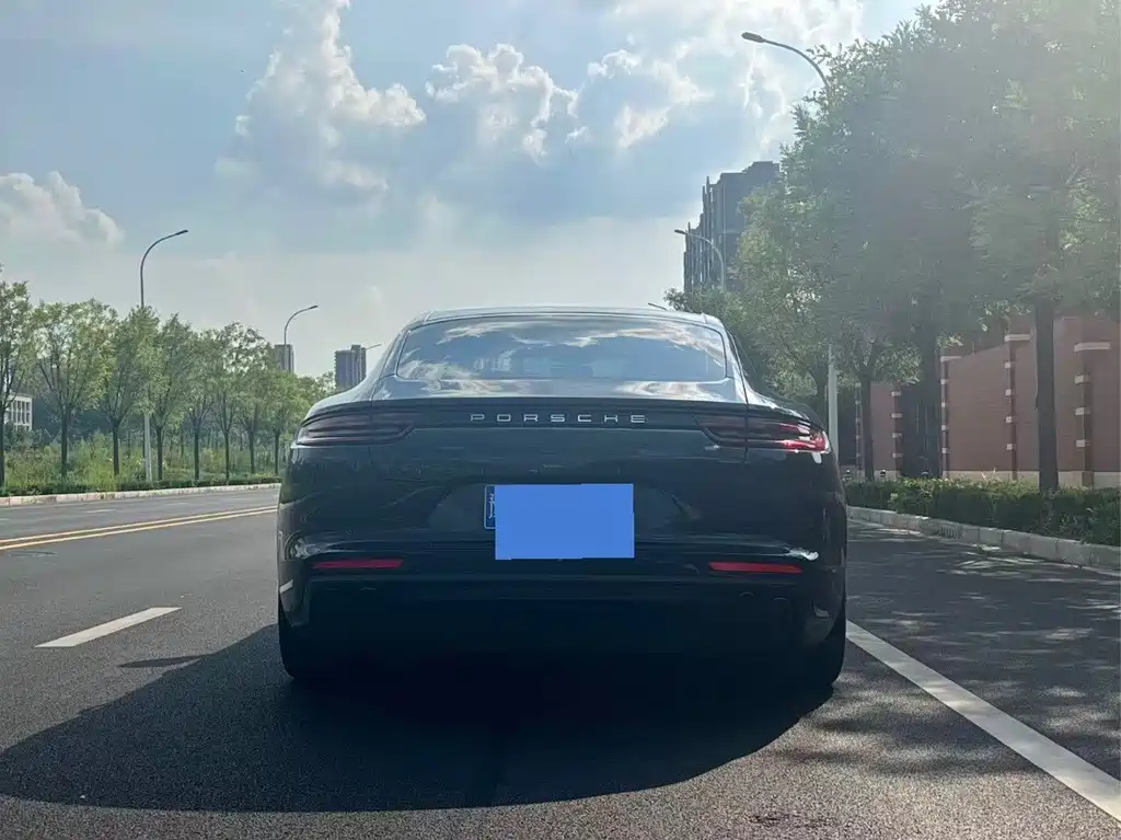 Panamera 2019 Panamera 2.9T купить на сайте DeffCars