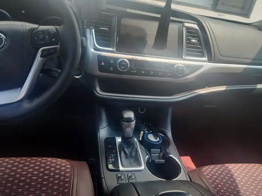 Highlander 2021 2.0T four-wheel drive premium version 7 seats купить на сайте DeffCars