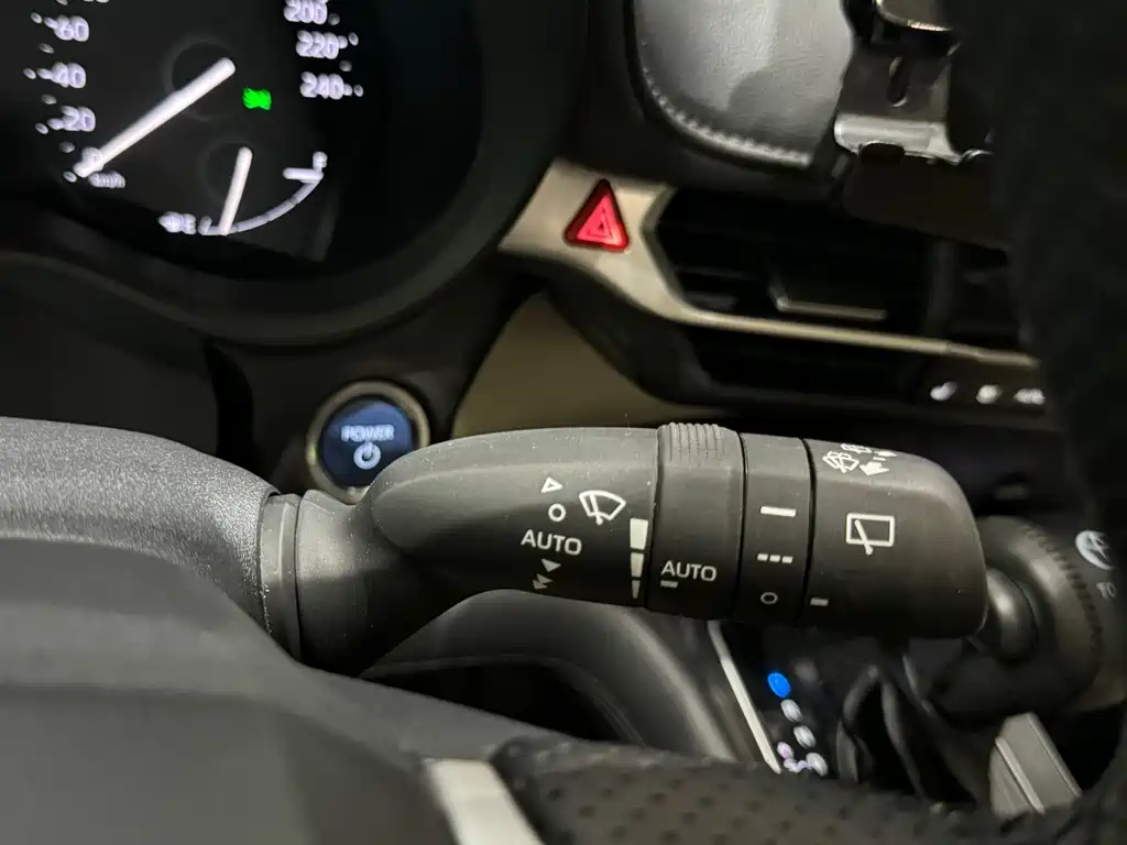 Grevia 2023 2.5L Hybrid Monarch VIP Edition купить на сайте DeffCars