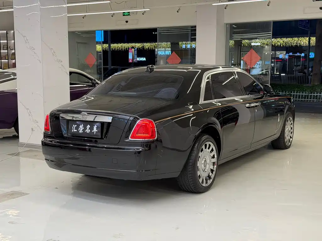 Ghost 2018 6.6T long wheelbase version купить на сайте DeffCars