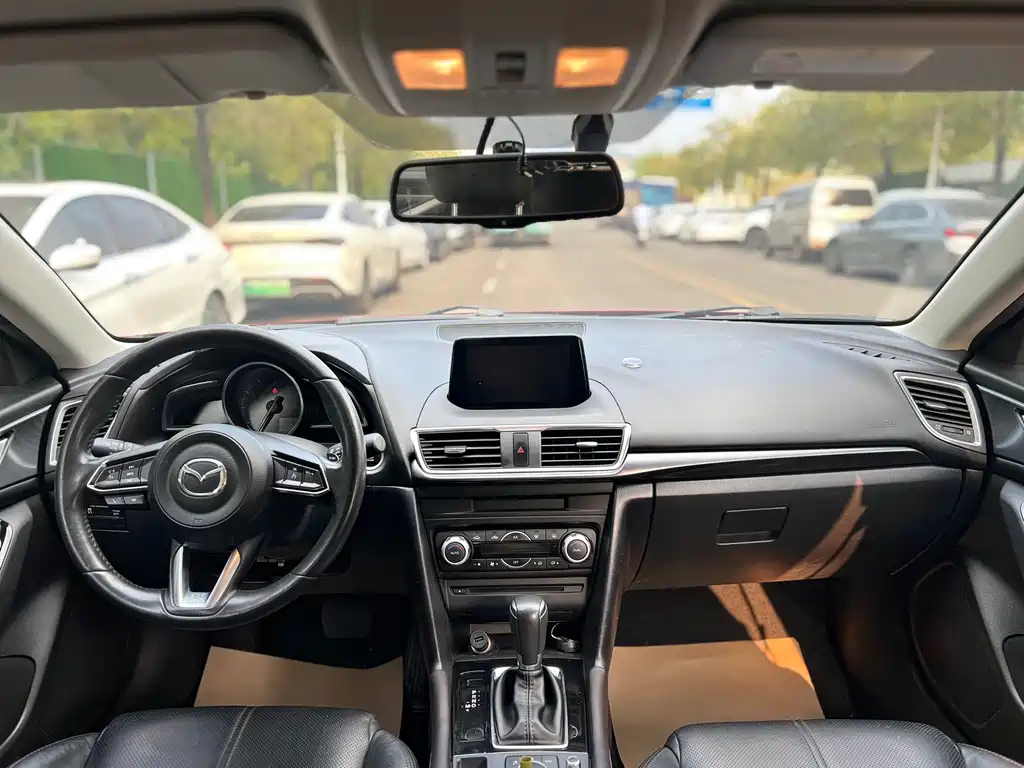 Mazda3 Angkesela 2017 hatchback 2.0L automatic sports model National V купить на сайте DeffCars