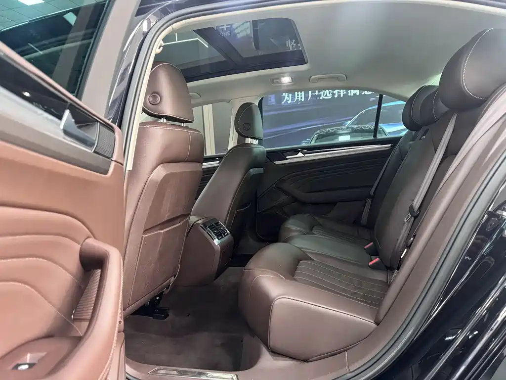 Huiang 2021 380TSI Deluxe Edition купить на сайте DeffCars
